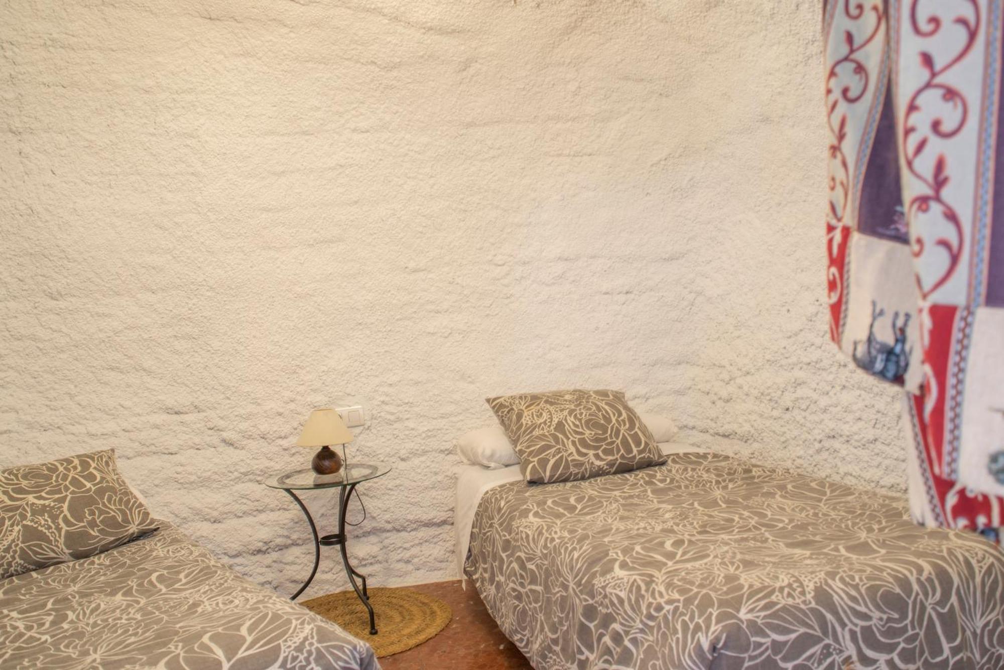 Willa La Cueva De La Abuela Cenes De La Vega Zewnętrze zdjęcie